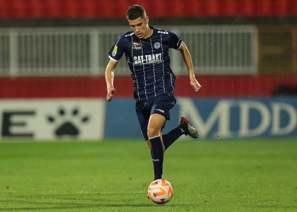 PROMAKAO ZVEZDI, A TAMO… Mladi Srbin rešeta mreže u Austriji (VIDEO)