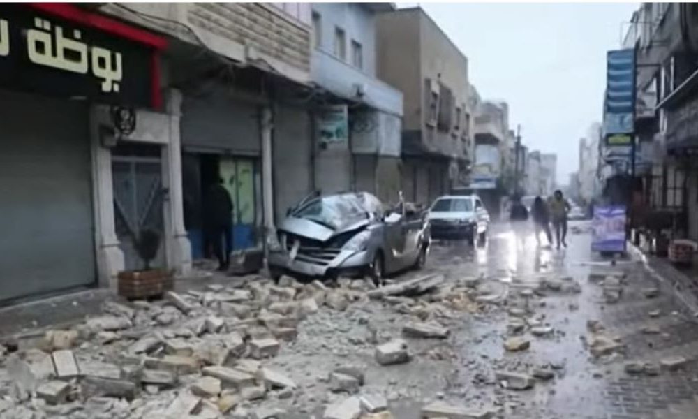 DRAMA SA SREĆNIM KRAJEM Turski trener izvučen živ ispod ruševina