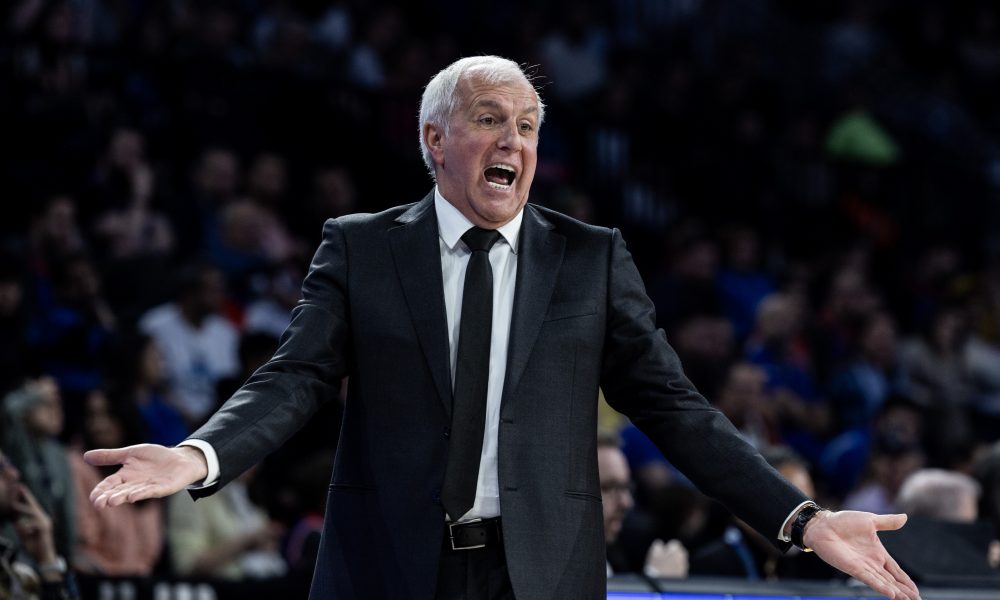 ON SE NE ZABORAVLJA Lepa scena iz Turske… Obradović se družio sa neočekivanim gostima! Zovu ga da se vrati u Fenerbahče (VIDEO)