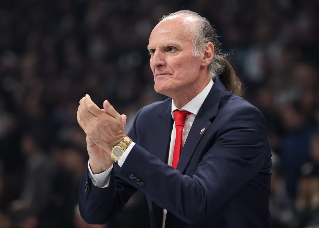 SAMOUVEREN UPRKOS PORAZU Ivanović iznenadio izjavom posle večitog derbija: Partizan zna da ćemo mi da ih pobedimo!