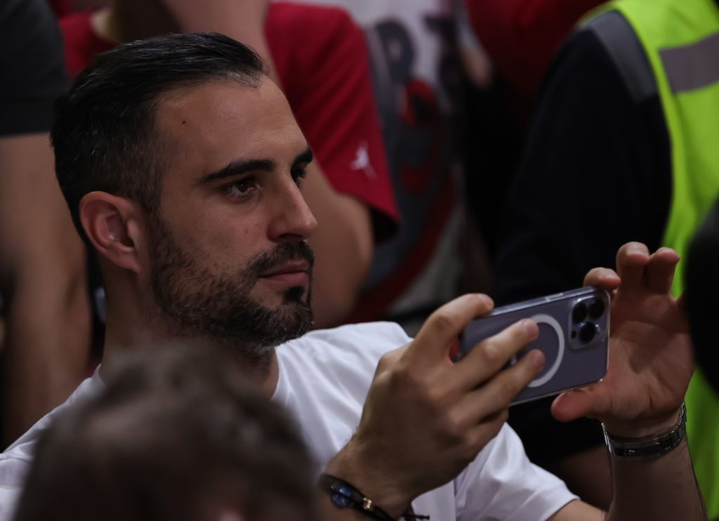 VEĆ NEKO VREME BEZ KLUBA Maksimović otkrio zbog čega je odbio Zvezdu prošlog leta: Zvala me je deset puta!