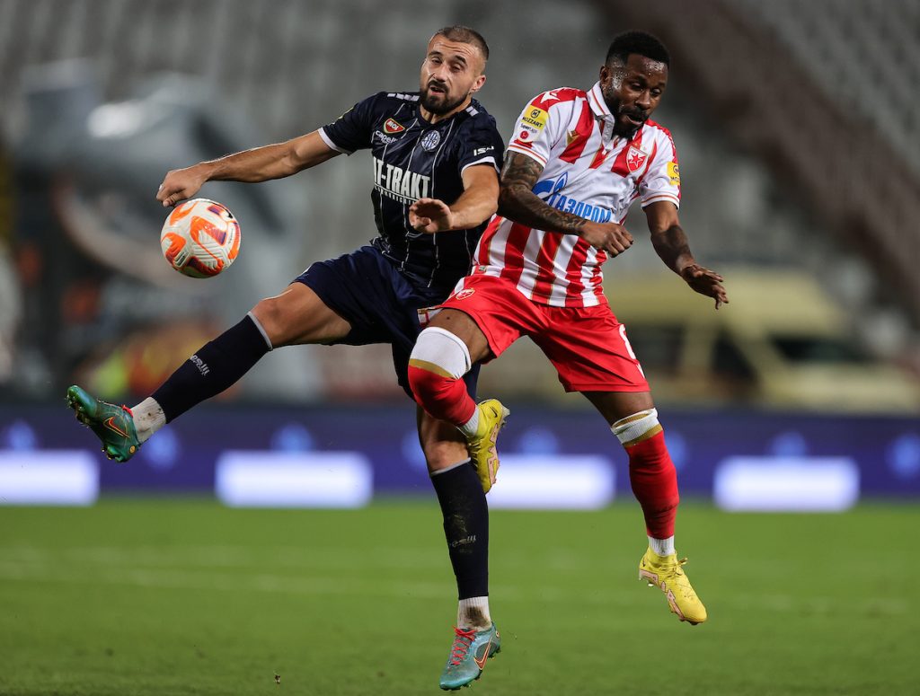 PADA ODLUKA Po jedna prinudna promena Milojevića i Lazetića (SASTAVI)