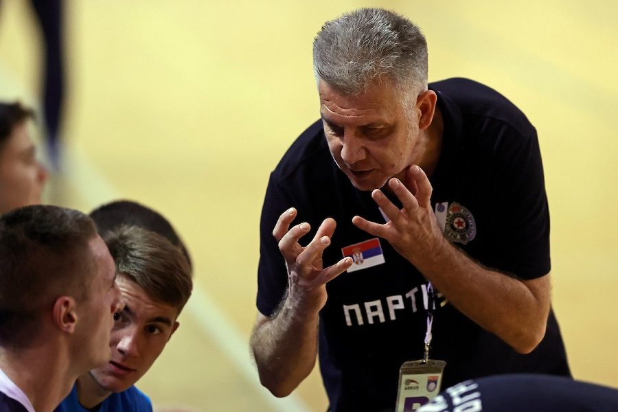 BURAN TAJM-AUT RUKOMETAŠA PARTIZANA Krželj: Šta ste se us**** bre, šta je koji k**** (VIDEO)