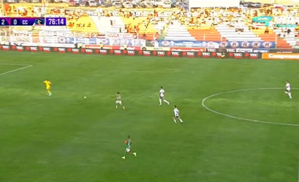 OVO JOŠ NIJE VIĐENO Dao gol sa 100 metara! Tačnije, sa 101 metra… (VIDEO)