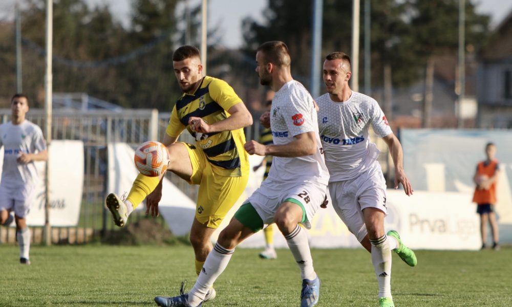 PRVA LIGA Železničar ponovo poražen, Grafičar u finišu slomio otpor Vršca