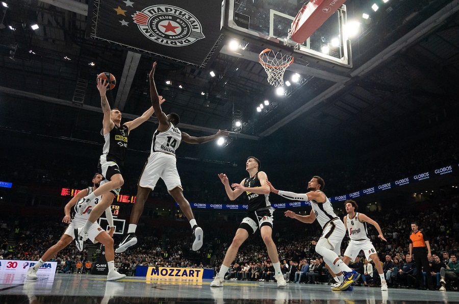 ISTORIJAT S ITALIJANIMA Partizan je baš preko Virtusa i Olimpije krenuo put večne slave