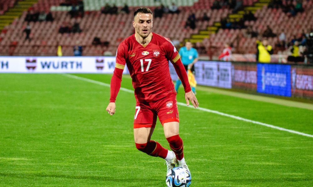 SRBI SPASAVAJU „SPECIJALNOG“ Kostić iz svlačionice pokrenuo Fenerbahče, Murinjo se sladio na rođendan! (VIDEO)