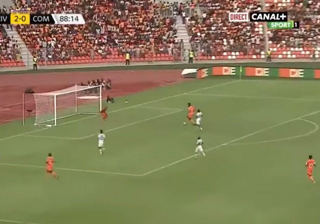 ZVEZDO, UBRZAJ, NE ČEKAJ Majstor je Kraso! Pogodio za Slonovaču, poigrao se sa golmanom u „petercu“ (VIDEO)