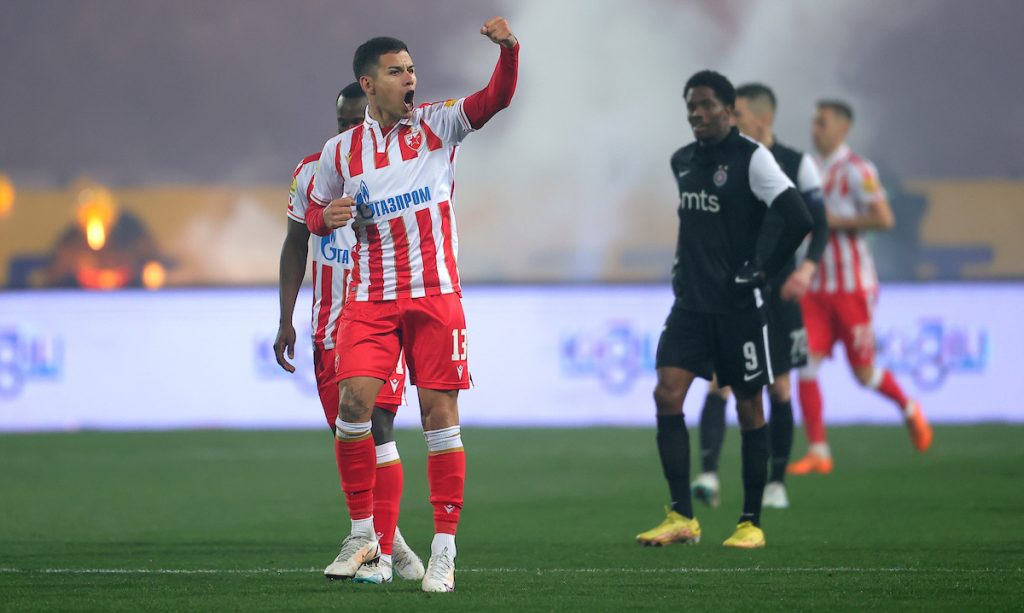 GOL Zvezda vodi u večitom derbiju! Malo sreće za nju, a nesreće za Partizan (VIDEO)