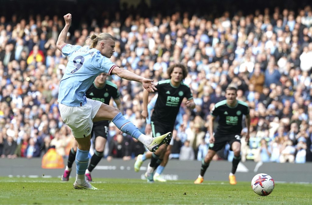 PAKLENI NAPADAČ Erling Haland i knjiga rekorda