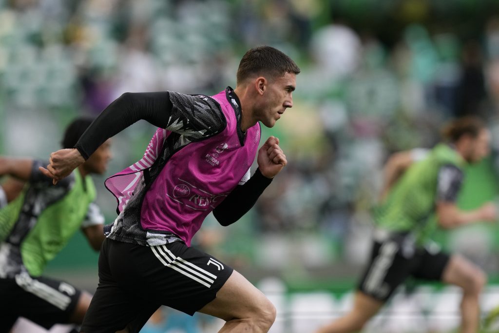 ITALJIANI PIŠU Vlahović vidi duh Lukakua! Smeši mu se selidba u London