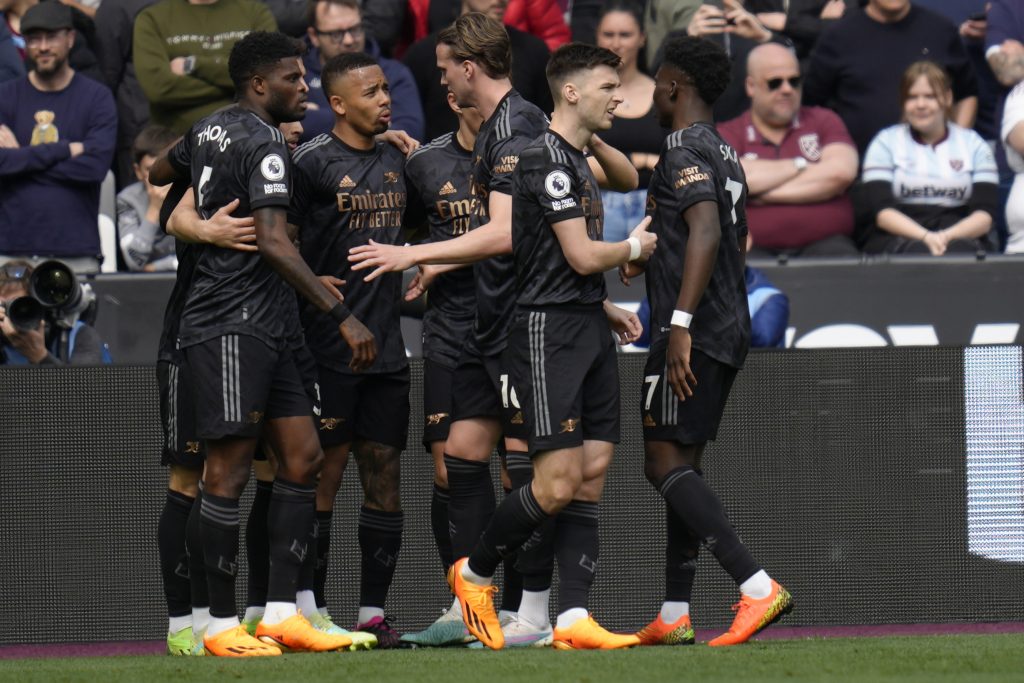 Sve staje u 90 minuta – da li će Arsenal ponovo da se „sruši“ pod pritiskom?