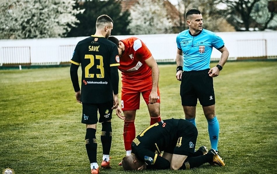 LEPA STRANA SRPSKOG FUDBALA Sudijska četvorka se odrekla taksi i uplatila novac za lečenje devojke