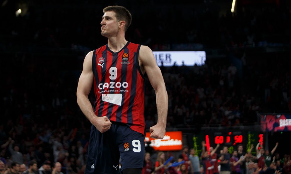 Marinković dobio ćušku na utakmici, pa umalo izbila tuča (VIDEO)