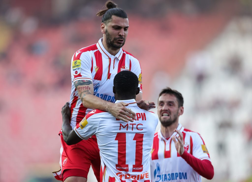 GOL! Idealno okončano poluvreme za Zvezdu! Promašivala, pa konačno pogodila (VIDEO)