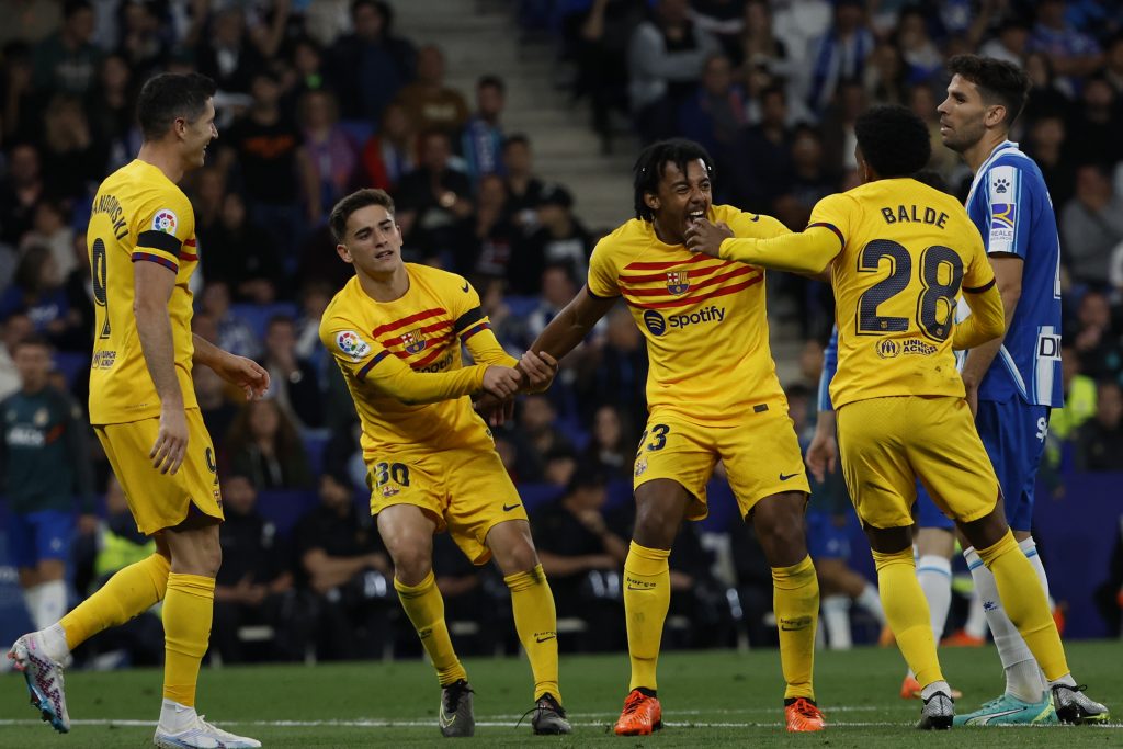 NOVOGODIŠNJI POKLON A od klupskog deteta – autobus!