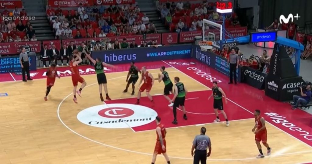 ZABLISTAO Simanić ubacio 21 poen u pobedi nad Huventudom (VIDEO)