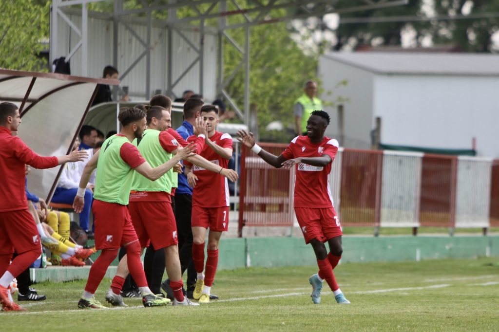 PRVA LIGA „Kanarinci“ u mitrovačkom kavezu, Trajalove gume izbušene na Zlatiboru