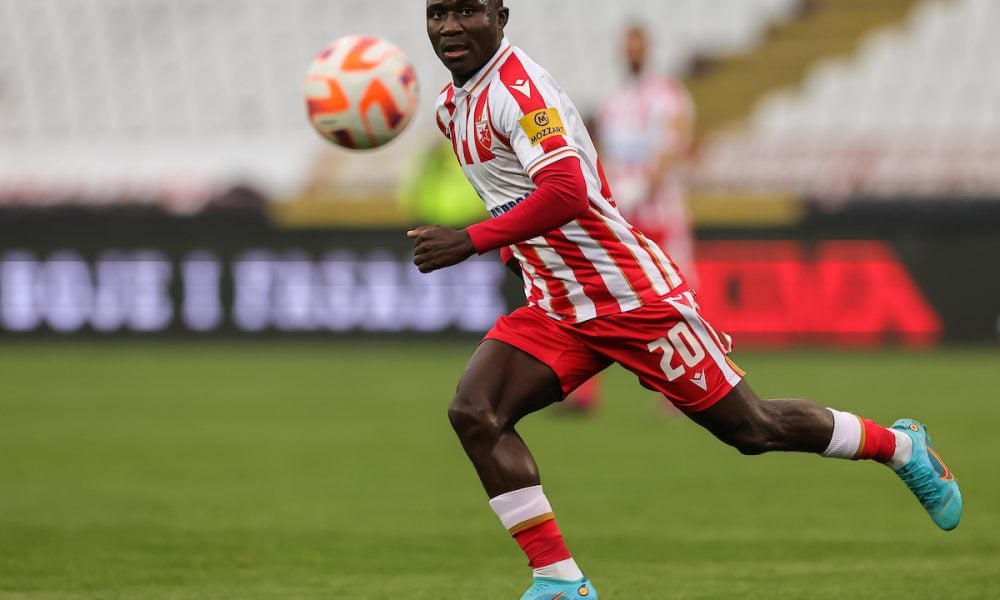 OVO NEMA NI NA IGRICI Kangva sa 30 metara kaznio golmana za izletanje (VIDEO)