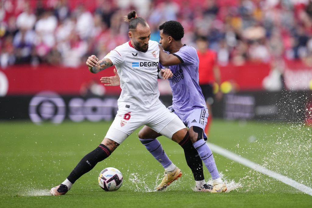 BORBA ZA TROFEJ Murinjo nikada nije izgubio evropsko finale, Sevilja zna kako se osvaja ovaj pehar (VIDEO)