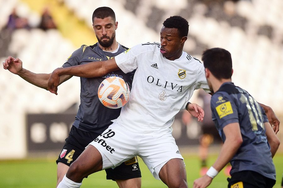 PRAVILNIK FSS JASAN Čuka ne sme da se ljuti! Kad se ne odigra 80 odsto utakmice… Zvezda pamti maglu protiv Milana (VIDEO)