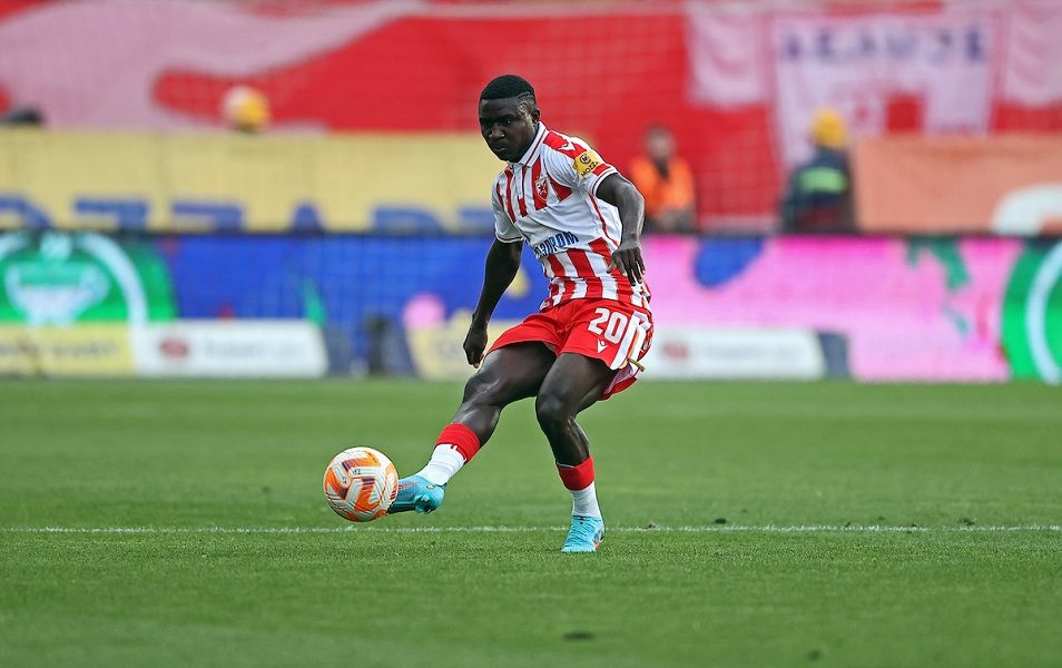 ZVEZDINA TROJKA Lučić blista, Mitrović asistent, Kangva strelac