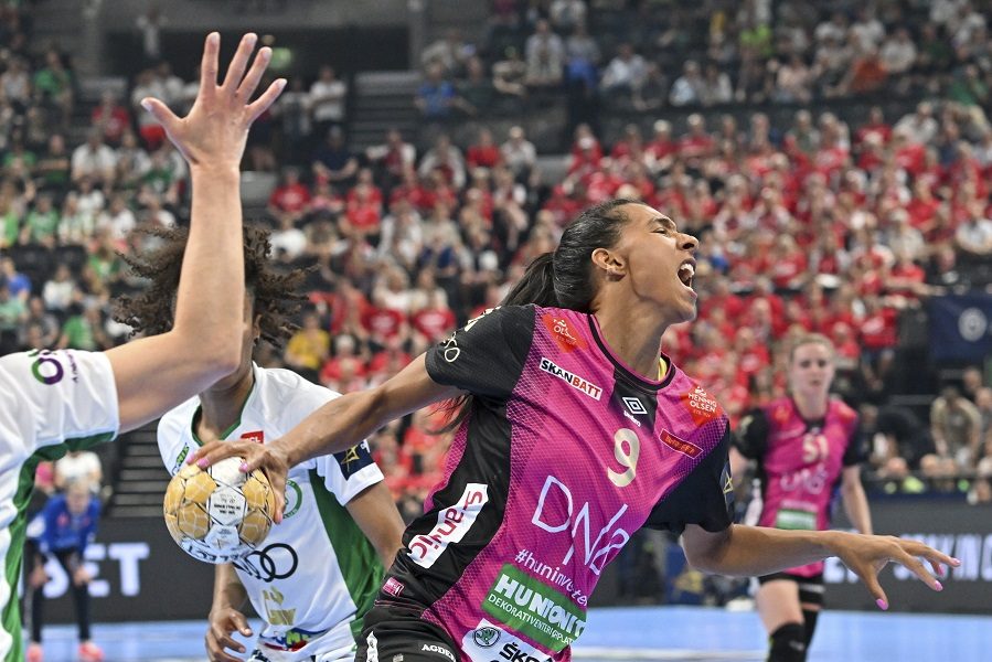 BEZ PREOKRETA U BUDIMPEŠTI Rukometašice Kristijansanda prve finalistkinje Lige šampiona