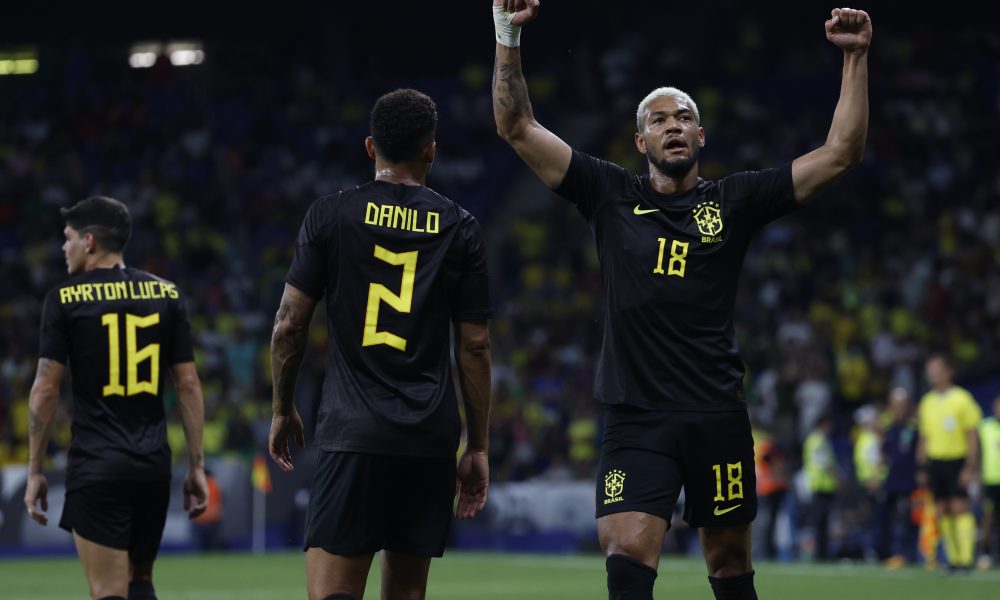 PRVI PUT U ISTORIJI Brazil je igrao u skroz crnim dresovima, evo koji je razlog za to… (FOTO)