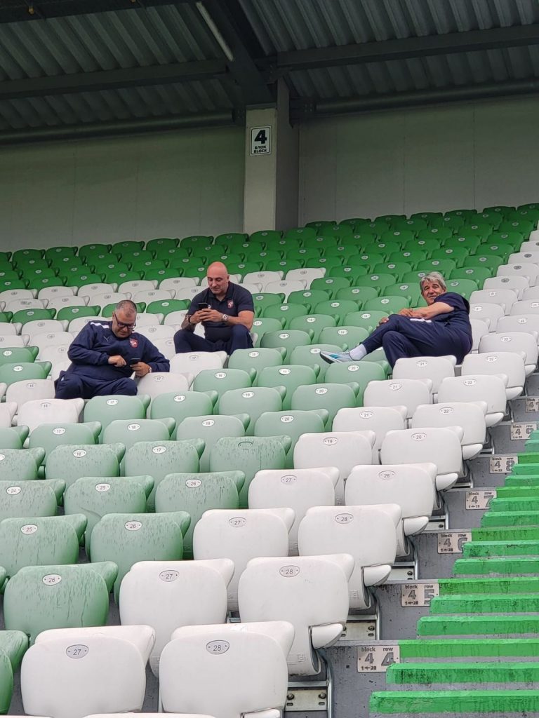 PRED VAŽNO GOSTOVANJE Tri boda otvaraju vrata Evropskog prvenstva, evo gde će „orlovi“ moći da ih osvoje (FOTO)