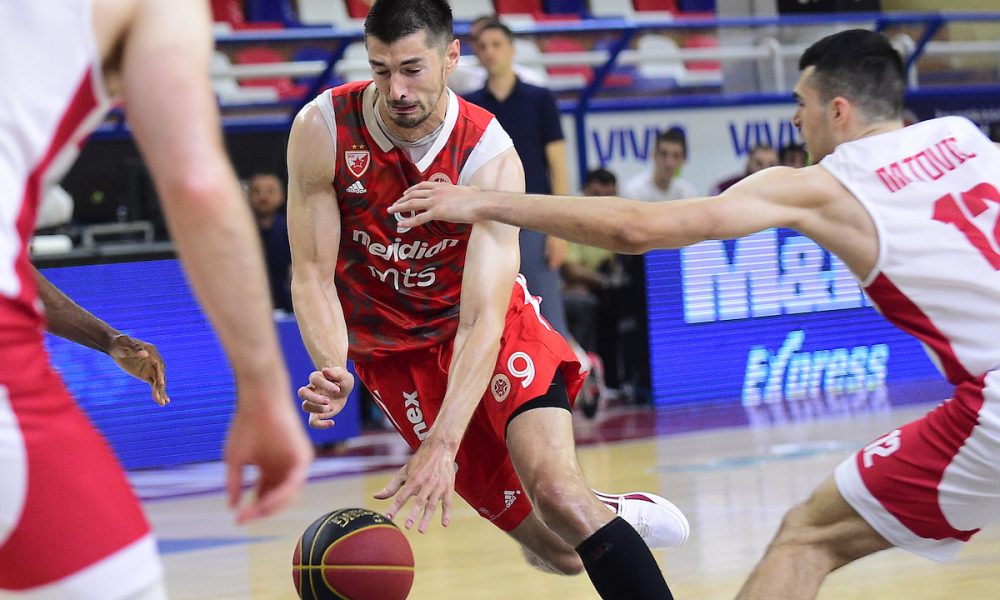 POLUVREME Zvezda krenula loše, pa se „opasuljila“! Mitrović nastavio gde je stao… Značajno jači otpor FMP-a