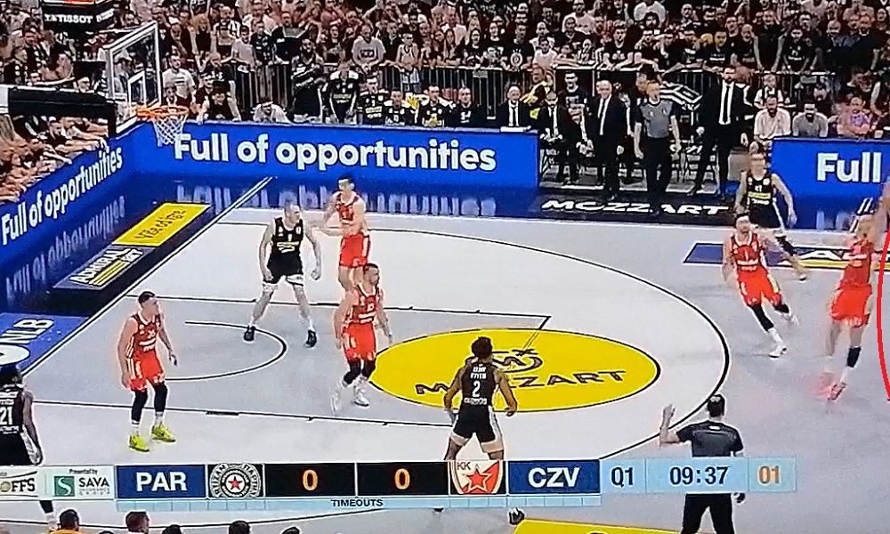 DALEKOMETNA PALJBA Panter otvorio meč trojkom na isteku napada (VIDEO)