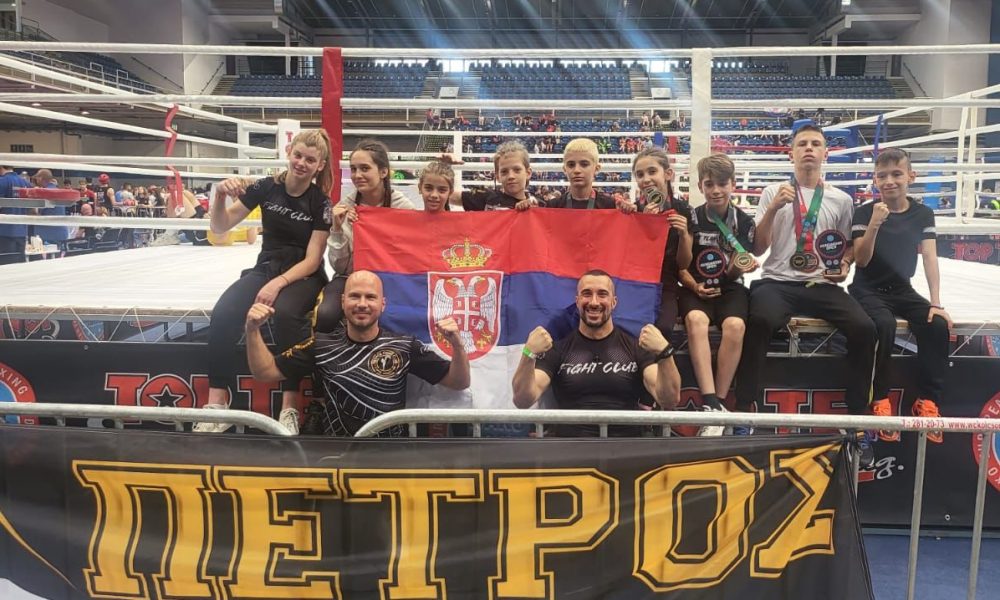 Sjajan uspeh srpskog kik-boks kluba na Svetskom kupu! Petros osvojio čak sedam medalja