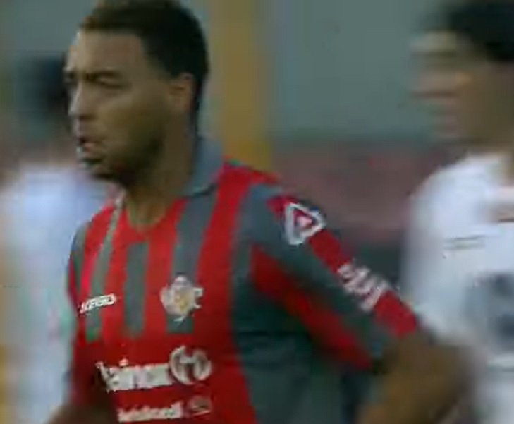 PONOVO „BEŽI“ OD MARAKANE Zvezdina želja izabrala – Škotsku