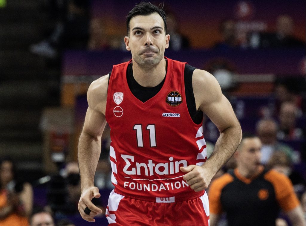 ZVANIČNO Slukas prešao u Panatinaikos za vrtoglavu svotu novca! (FOTO)