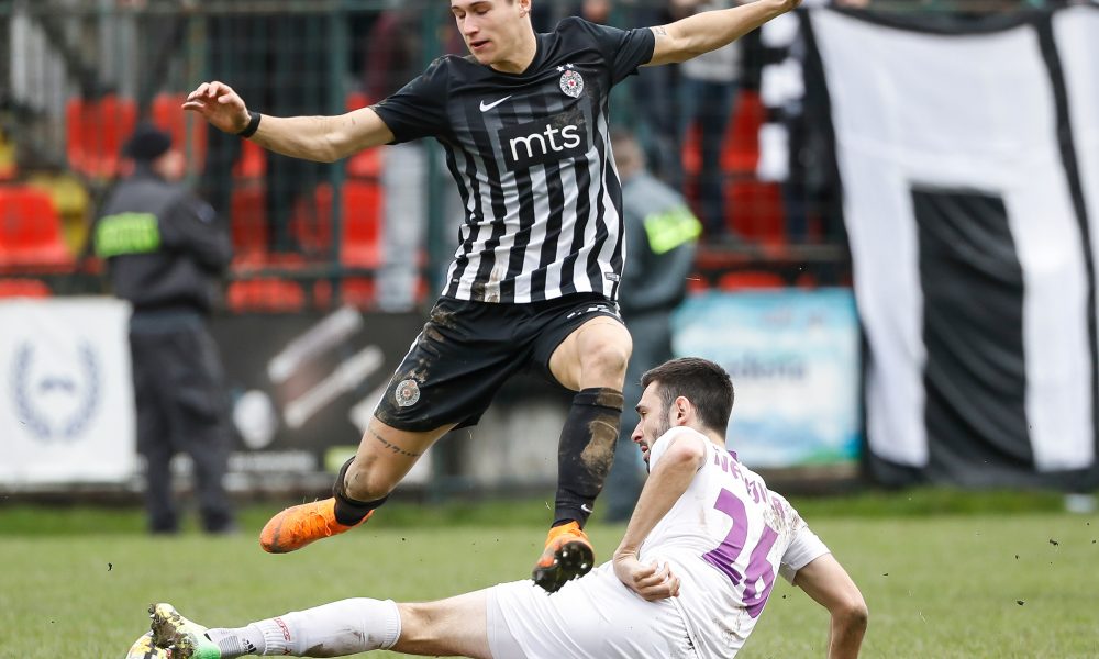 ŠOK U SLOVAČKOJ Bivši fudbaler Partizana posle 15 dana napustio Trnavu! Razlog je…