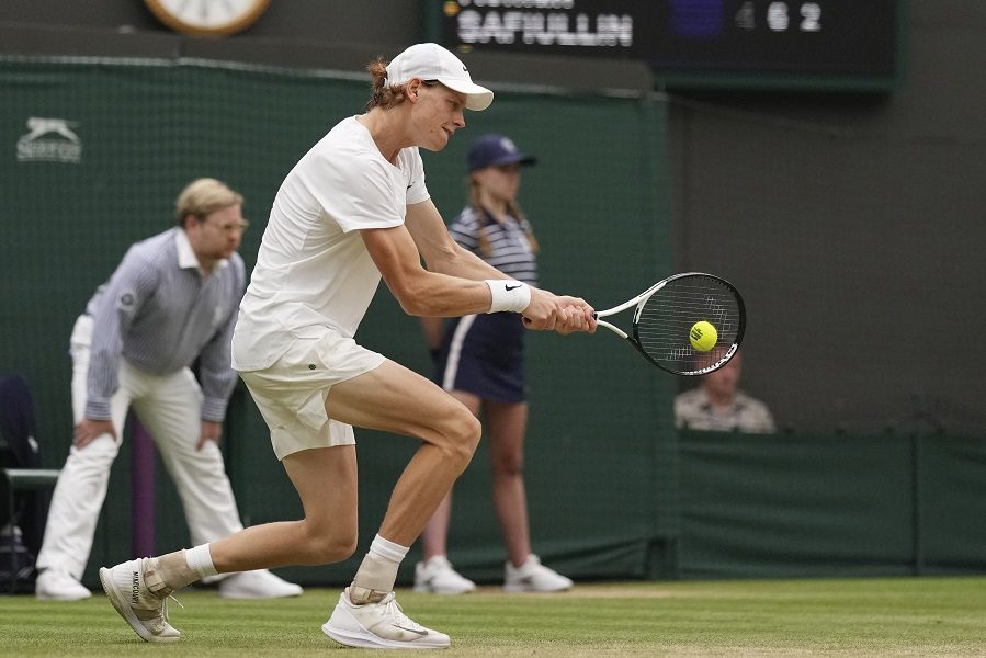 Siner prvi polufinalista Vimbldona