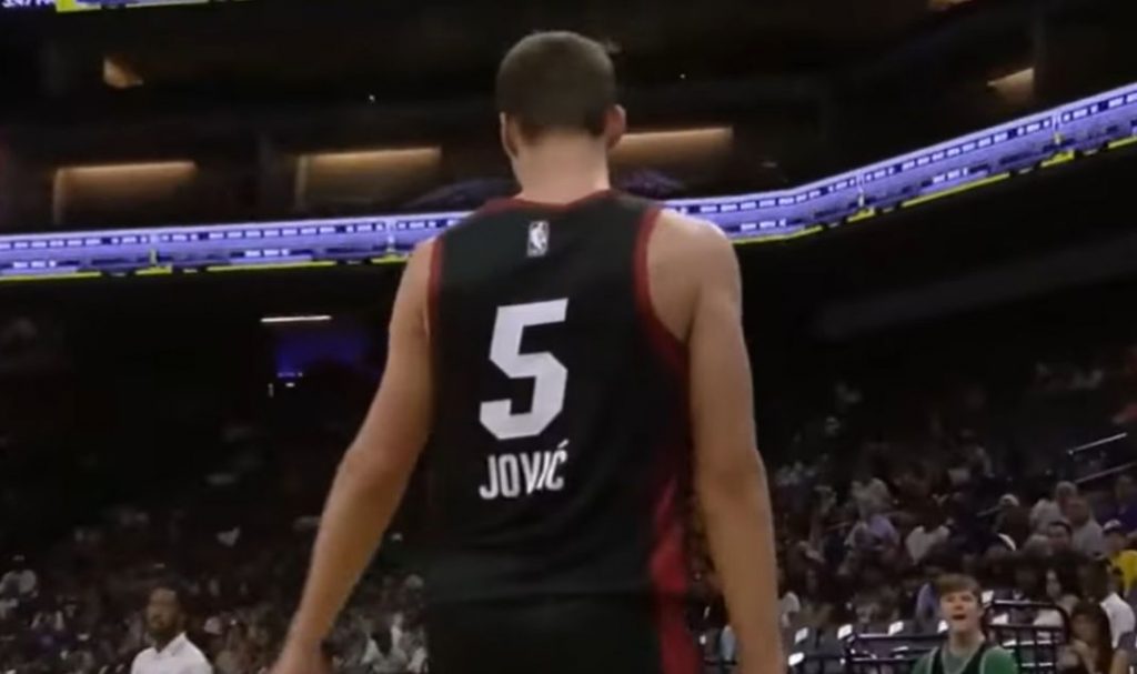 POKAZAO RASKOŠNI TALENAT Jović odigrao maestralno! Nosio vicešampiona NBA lige do ubedljive pobede (VIDEO)