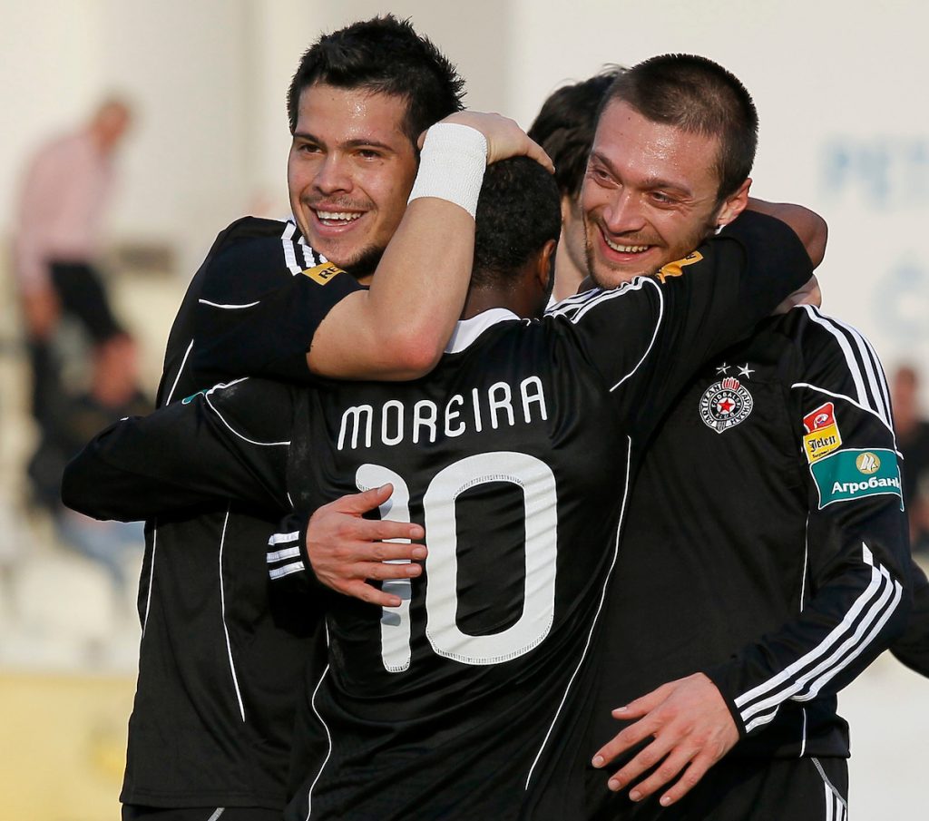 MOŽE DA NADMAŠI OCA Sin nekadašnjeg fudbalera Partizana potpisao za Čelsi