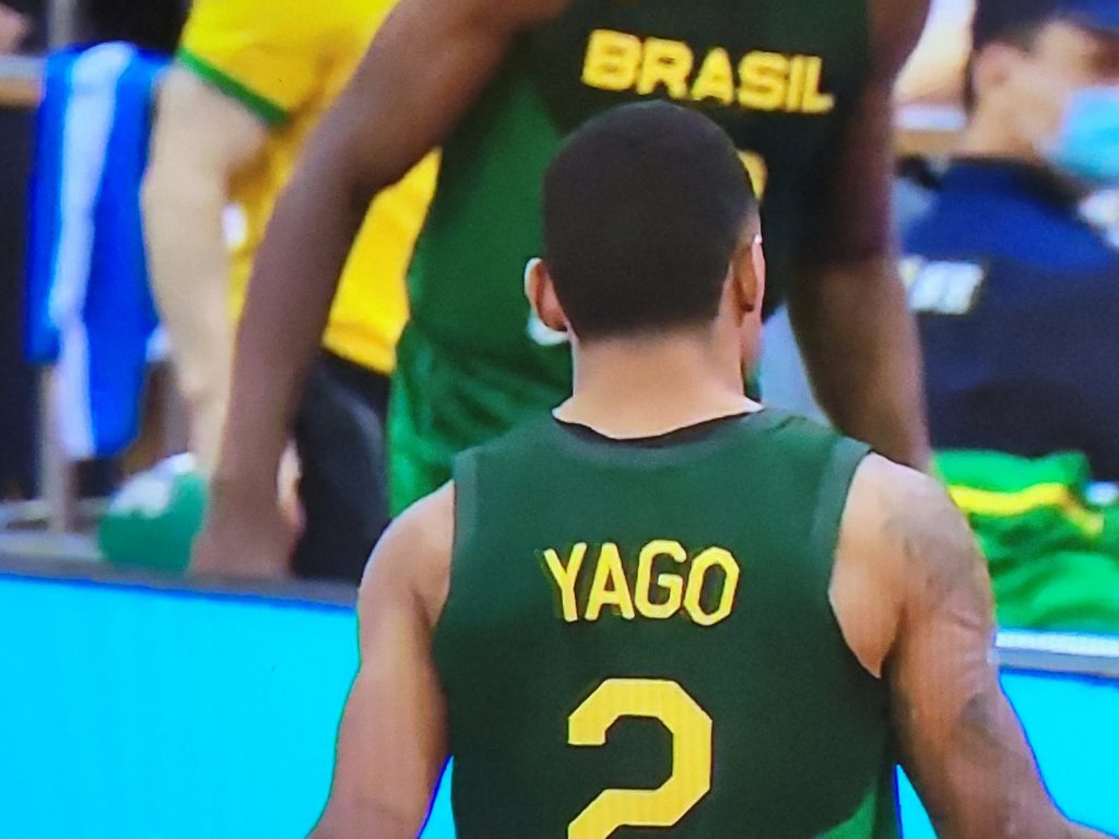 ŠAJKAČA I TRI PRSTA Zvezdin Brazilac progovorio srpski (FOTO+VIDEO)