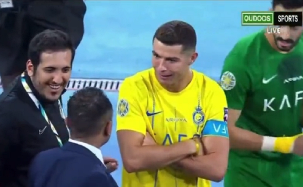 SMEJE SE, A PLAKAO BI Pogledajte Ronaldovu reakciju na odluku da Milinković-Savić bude MVP