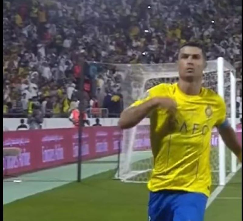 PROFESIONALNA LIGA Ronaldo iskoristio povredu Mitrovića i sa het-trikom mu pobegao u trci za najboljeg strelca (VIDEO)