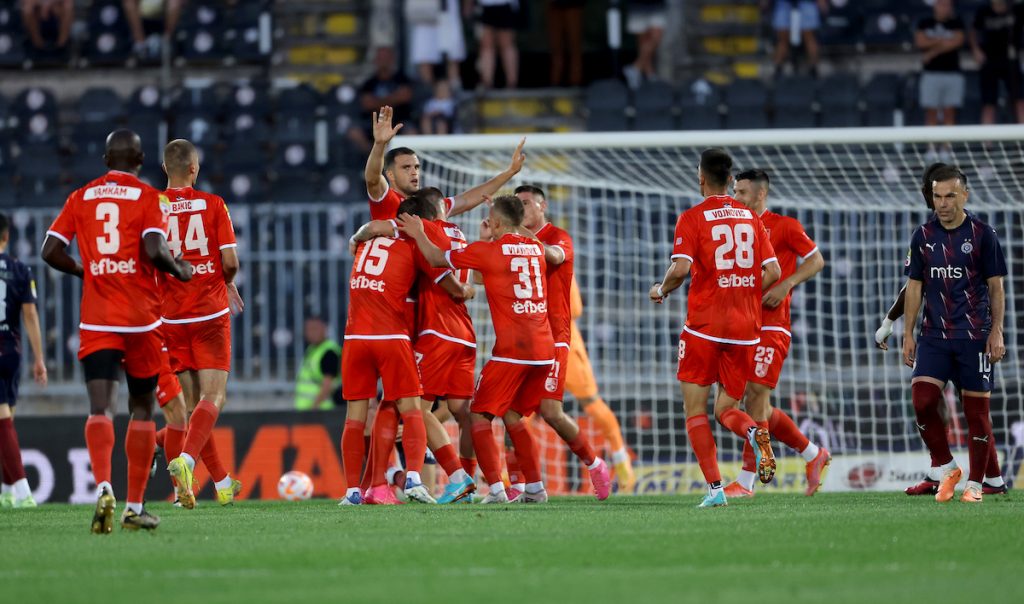 NIŠLIJE VODE Bomba Petrova utišala ionako praznu Humsku!