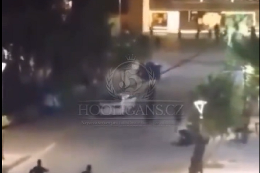 GRCI I ALBANCI JAVLJAJU „Pao“ ubica navijača AEK-a, ubio ga 19-godišnji navijač Dinama! Crnogorci upozorili Grke