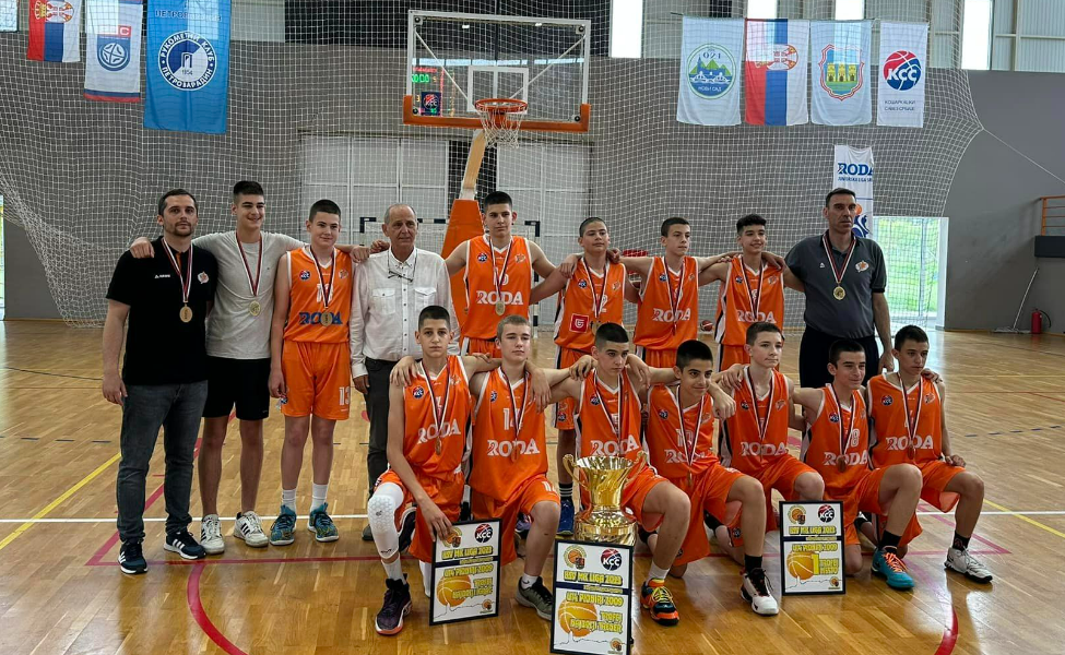 ČUVARI KOŠARKAŠKE VATRE KK Star: Današnji problem su mobilni telefoni i društvene mreže… Trebalo bi da razvijamo jaku naciolnu ligu (FOTO+VIDEO)