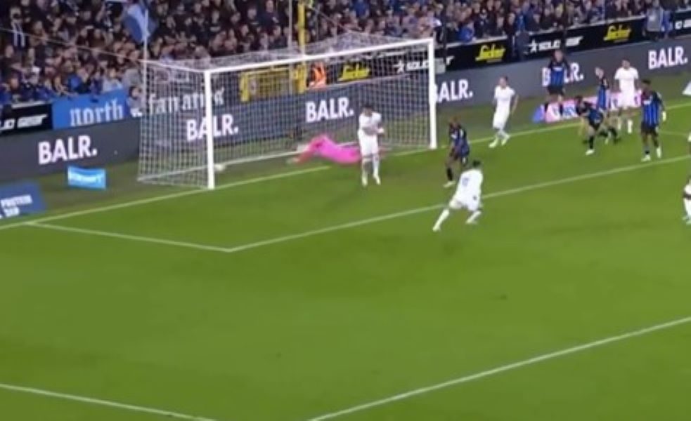 „BRĐANIMA“ SE SMEŠI BAREM BOD Genk je majstor za remije, a to je pokazao i u Brižu (VIDEO)