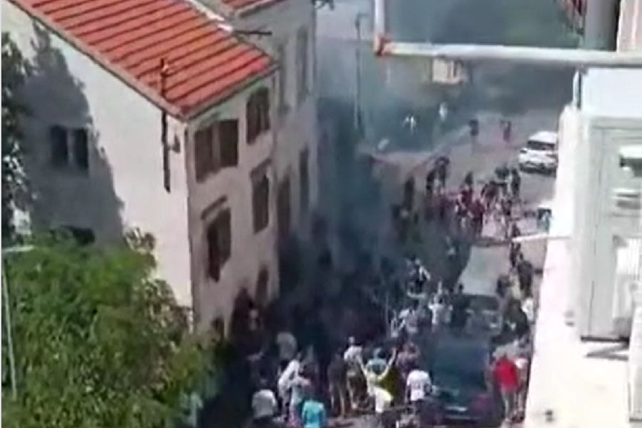 TUČA U MOSTARU Usijanje pred meč… „Manijaci“ napali navijače Veleža! Više povređenih (VIDEO)