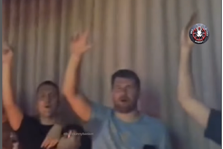 TO LUKA, „SRBINE“ Dončić podigao tri prsta, pa zapevao čuvenu kosovsku pesmu (VIDEO)