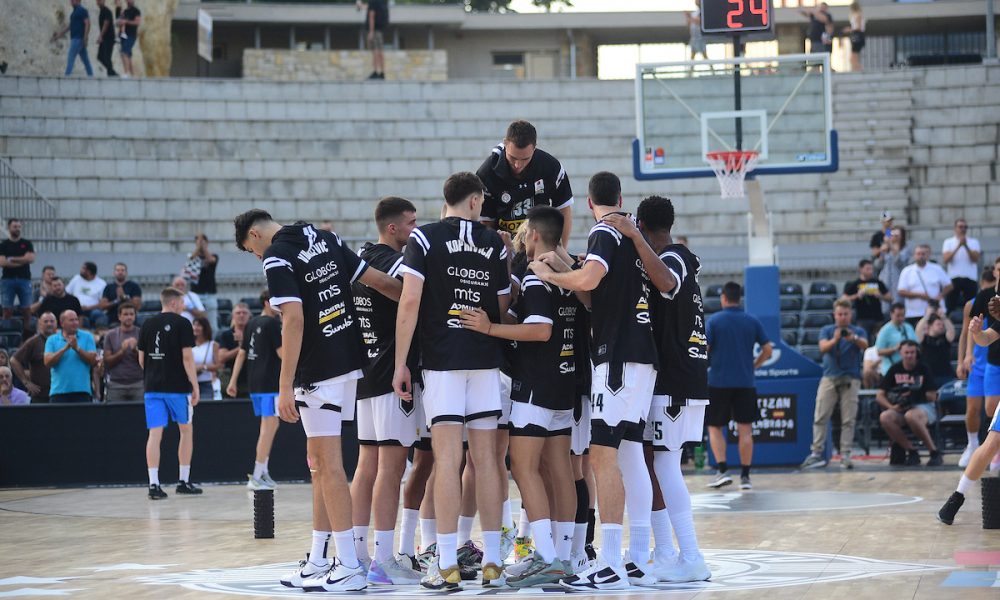 NEOČEKIVANO POJAČANJE Partizan u Podgorici na ABA Superkupu sa igračem više u timu
