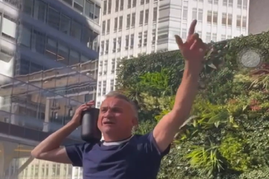 NOVI ŠOU SRĐANA ĐOKOVIĆA Posle Australije, Novakov otac digao i Njujork na noge (VIDEO)