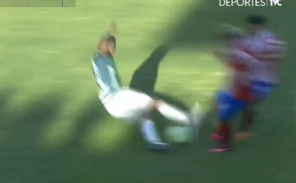 E, OVO JE ZA ZATVOR Divljački start u Hondurasu, povredio je ne jednog, nego dvojicu! (VIDEO)